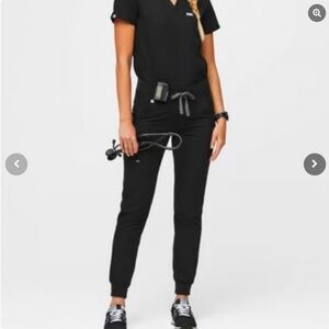 NWT Women's Black Zamora 2.0 - Jogger Scrub Pants - XXS - Black